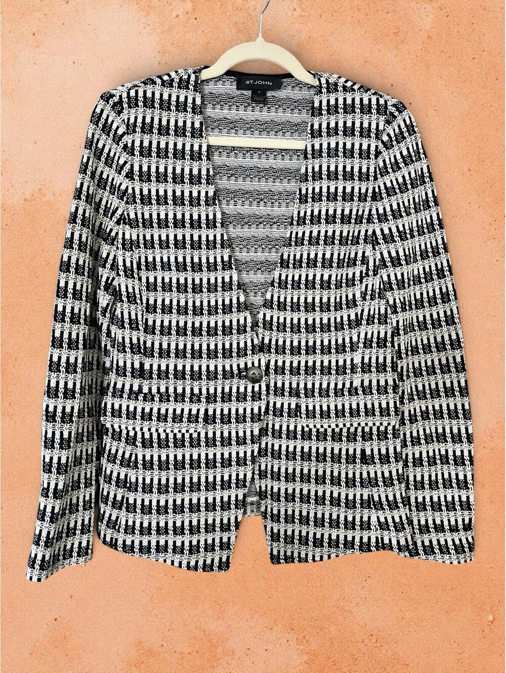Beautiful ST JOHN One Button Blazer Black/White Womens Size 10 EXC Quiet Luxury